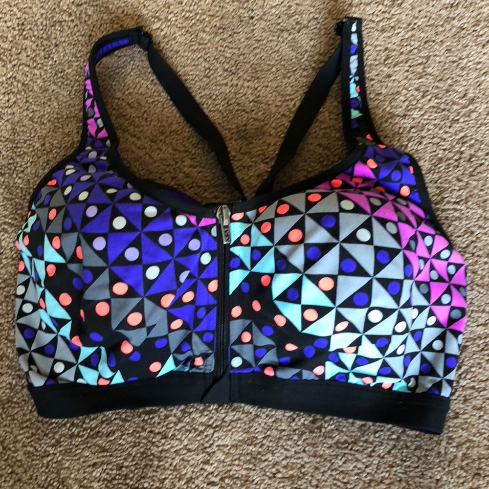 Sports bra